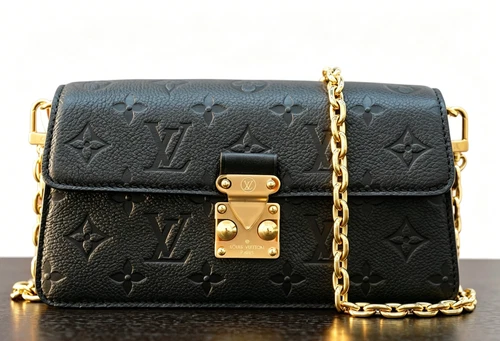Louis Vuitton Pochette Metis