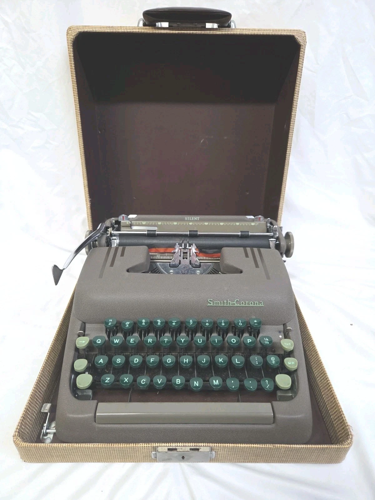 Smith-Corona Silent Super Portable Typewriter 1950s