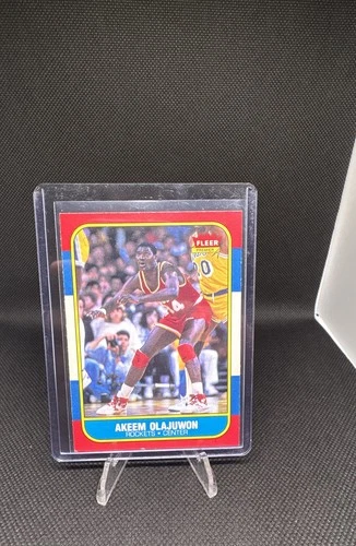 1986 Fleer Hakeem Olajuwon #82