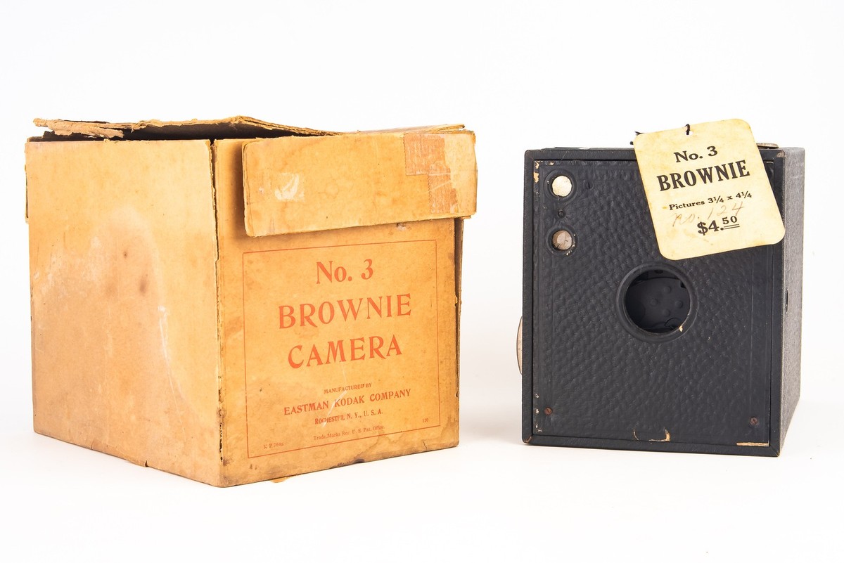 Kodak No. 3 Brownie Box Camera (Model B)