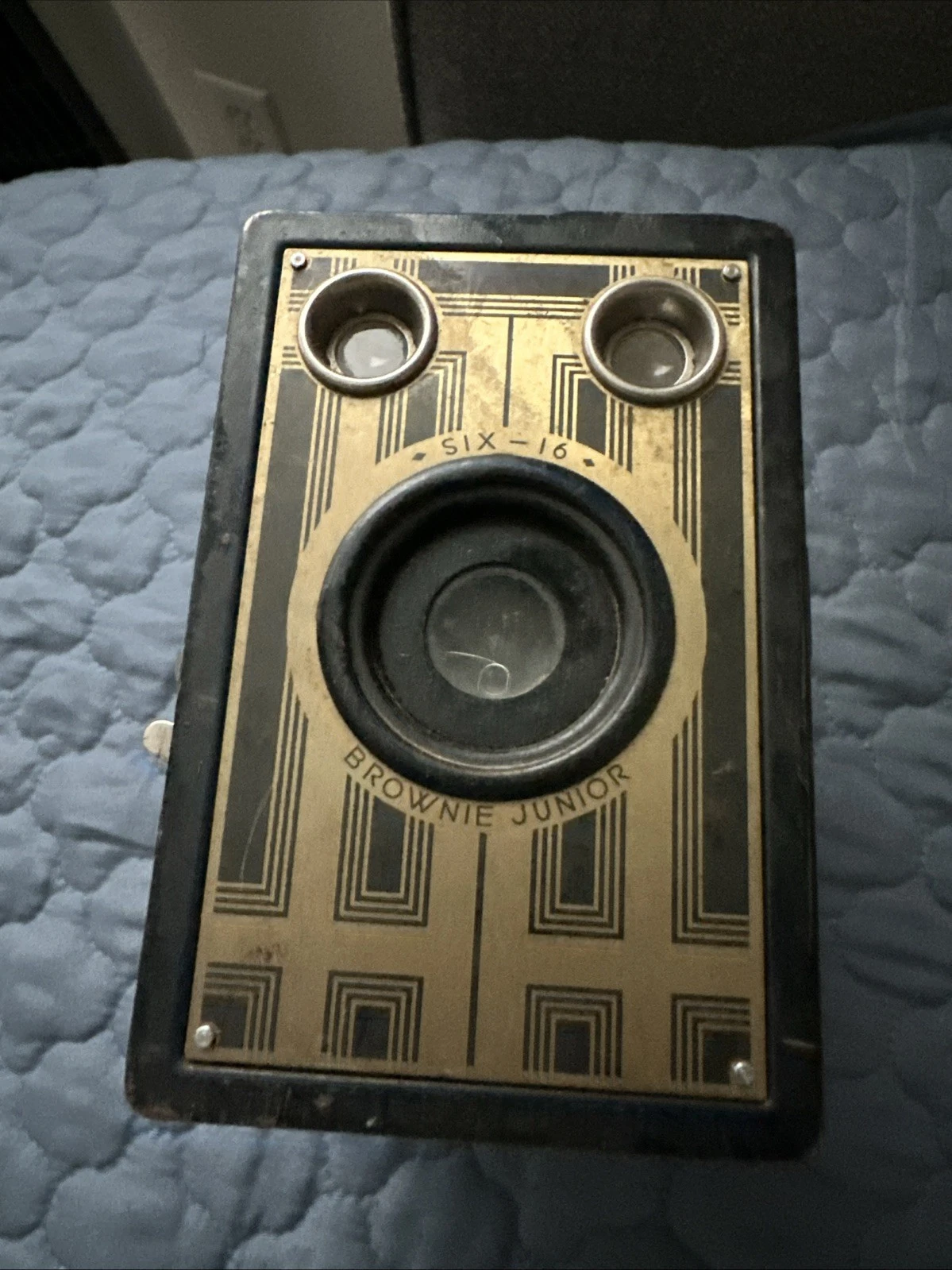 Kodak Six-16 Brownie Junior Box Camera