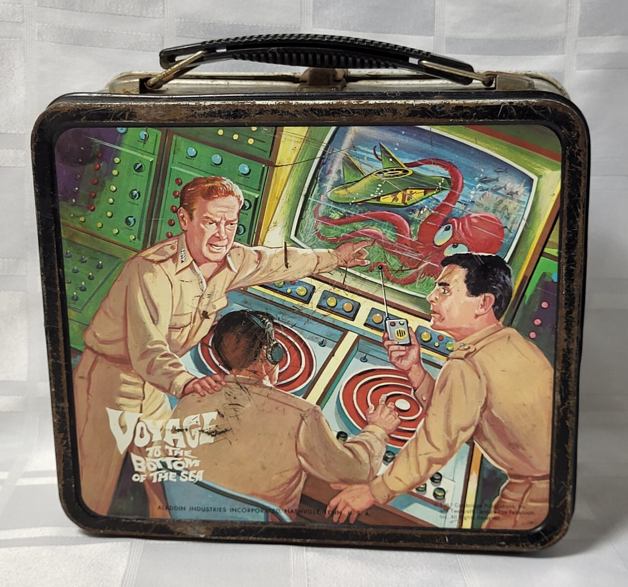 Aladdin Voyage to the Bottom of the Sea Metal Lunchbox (1967)