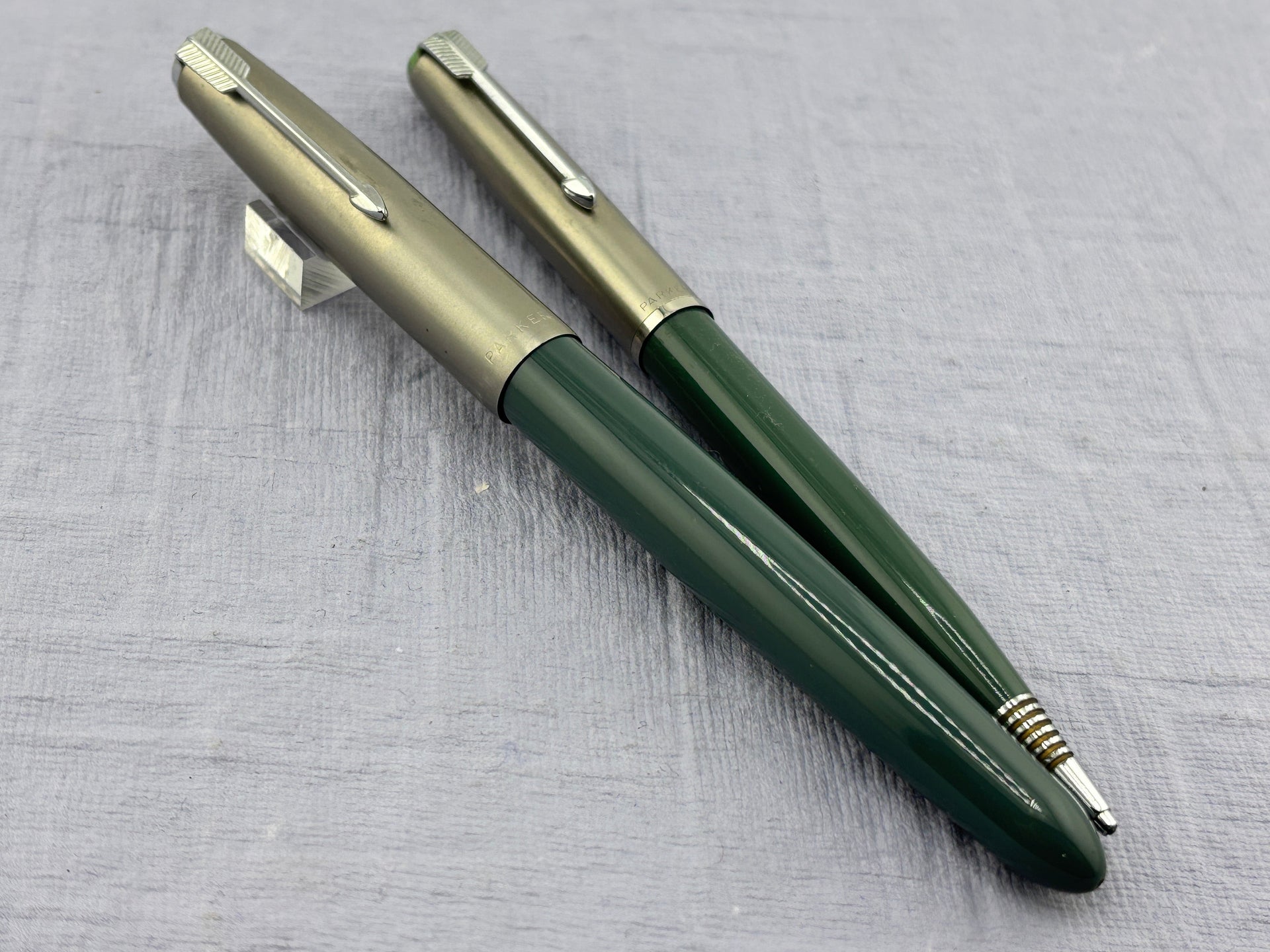 Parker 51 Aerometric Fountain Pen and Pencil Set (Grey Gold-Filled Caps)