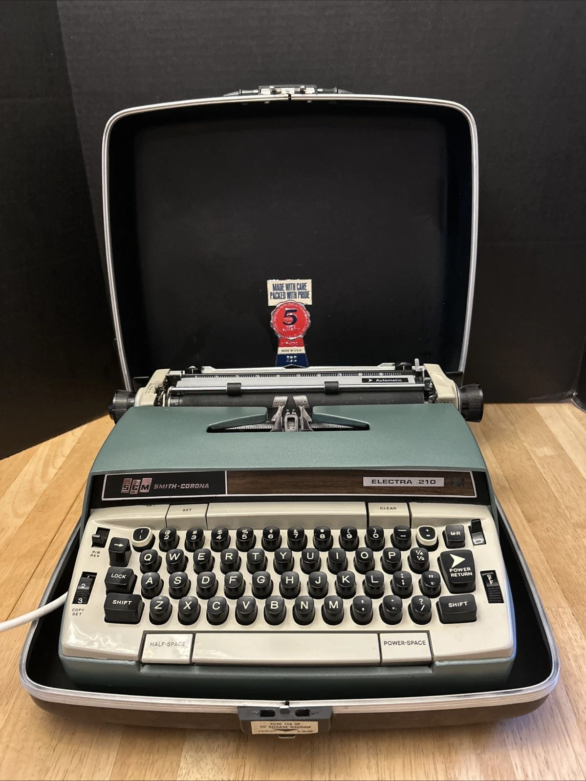 Smith-Corona Electra 210 Automatic Electric Typewriter