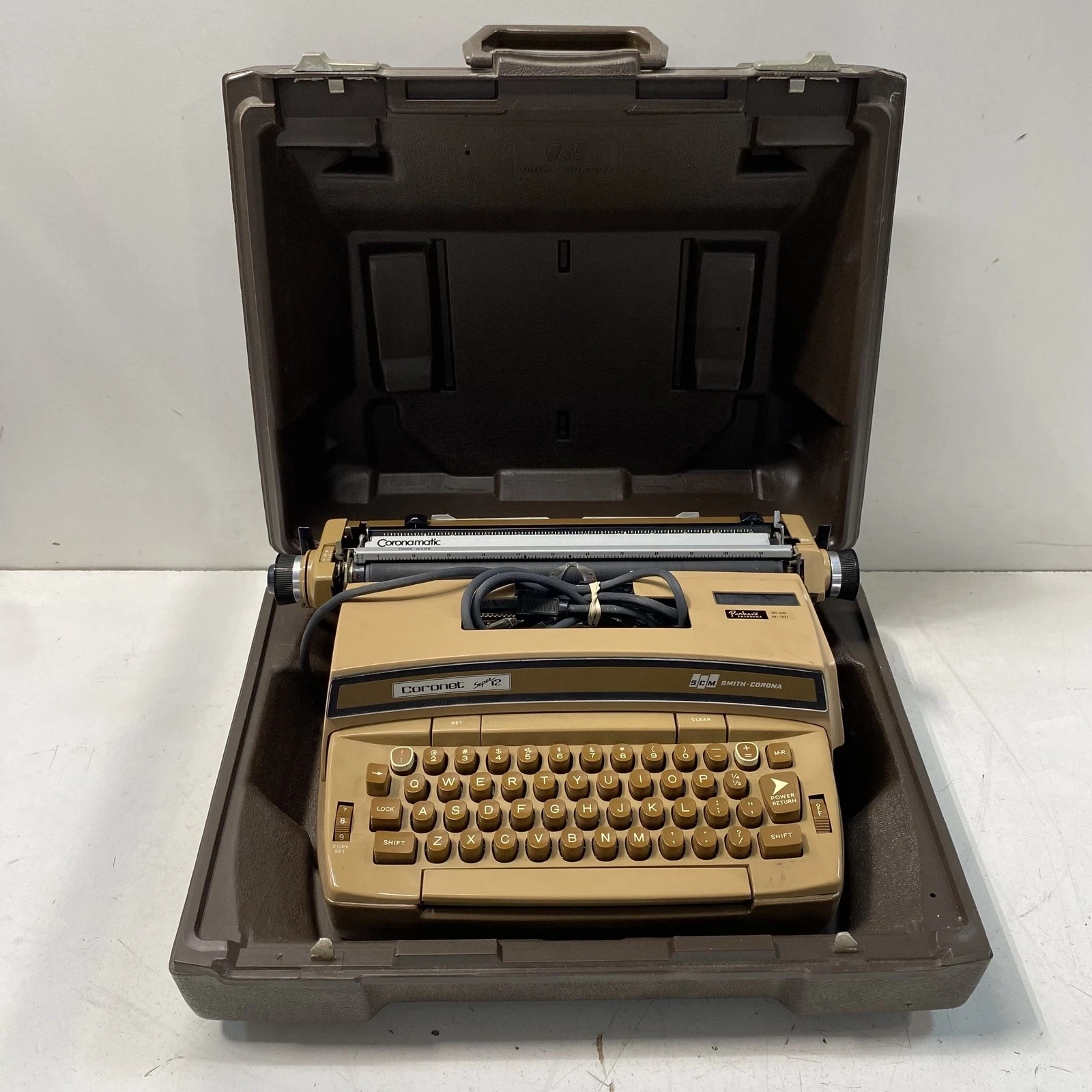 Smith-Corona Coronamatic 2200 Electric Typewriter