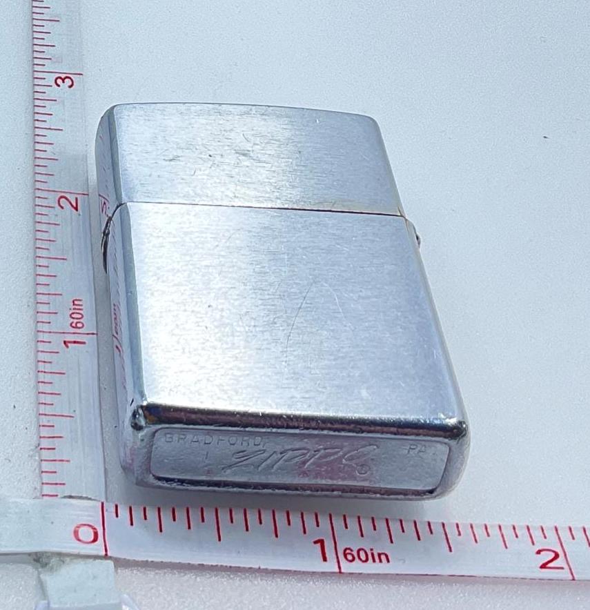 Zippo Howson-Algraphy Inc. Queen'S Award To Industry 1973-1975 Regular Lighter