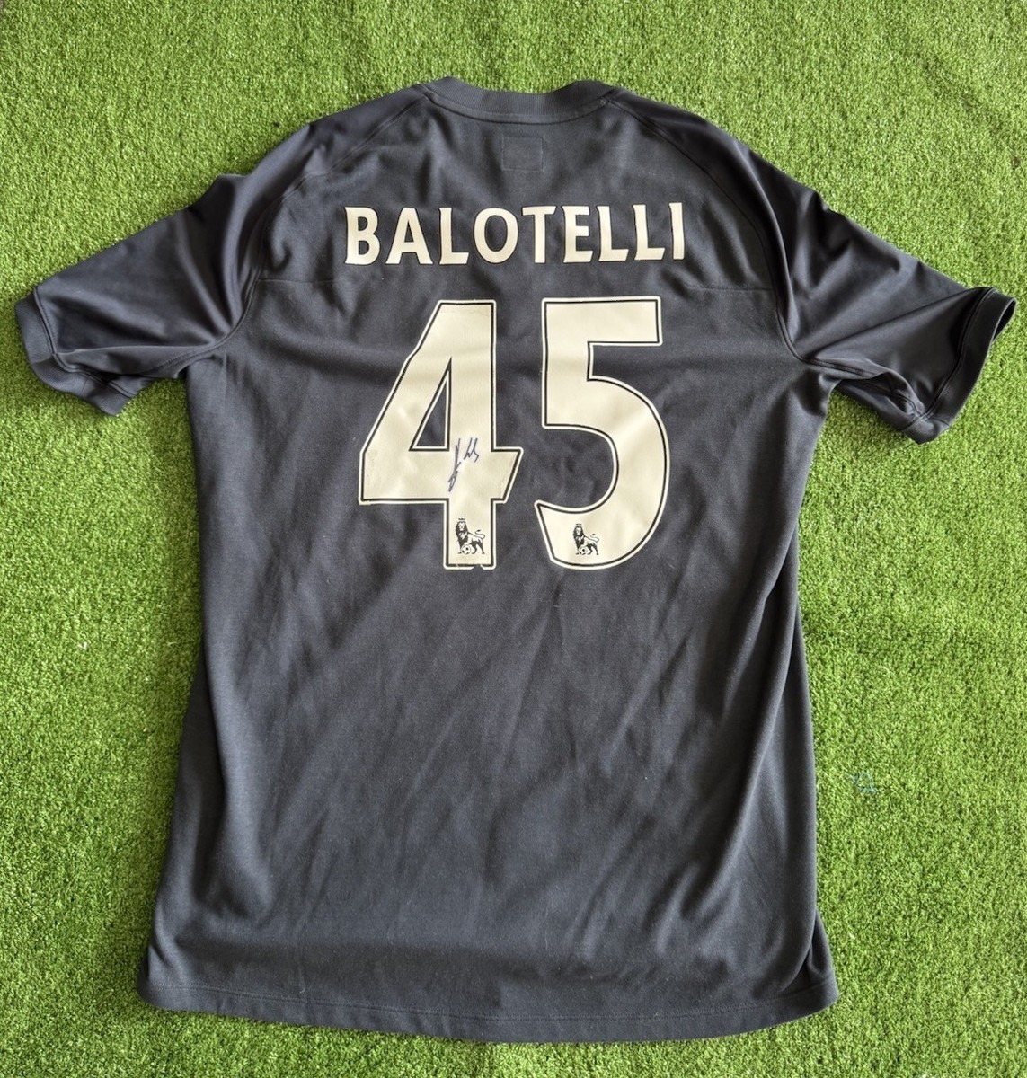 Mario Balotelli Signed Jersey