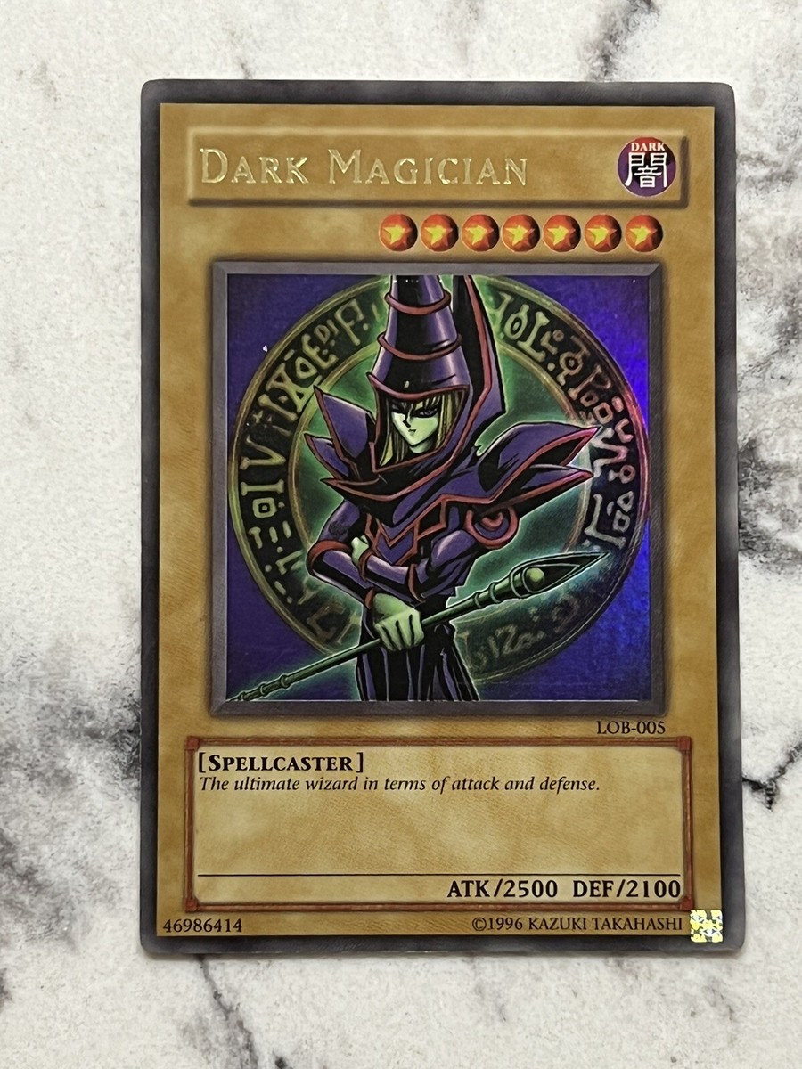 Dark Magician (Legend of Blue Eyes White Dragon) LOB-005 Ultra Rare 1st Edition