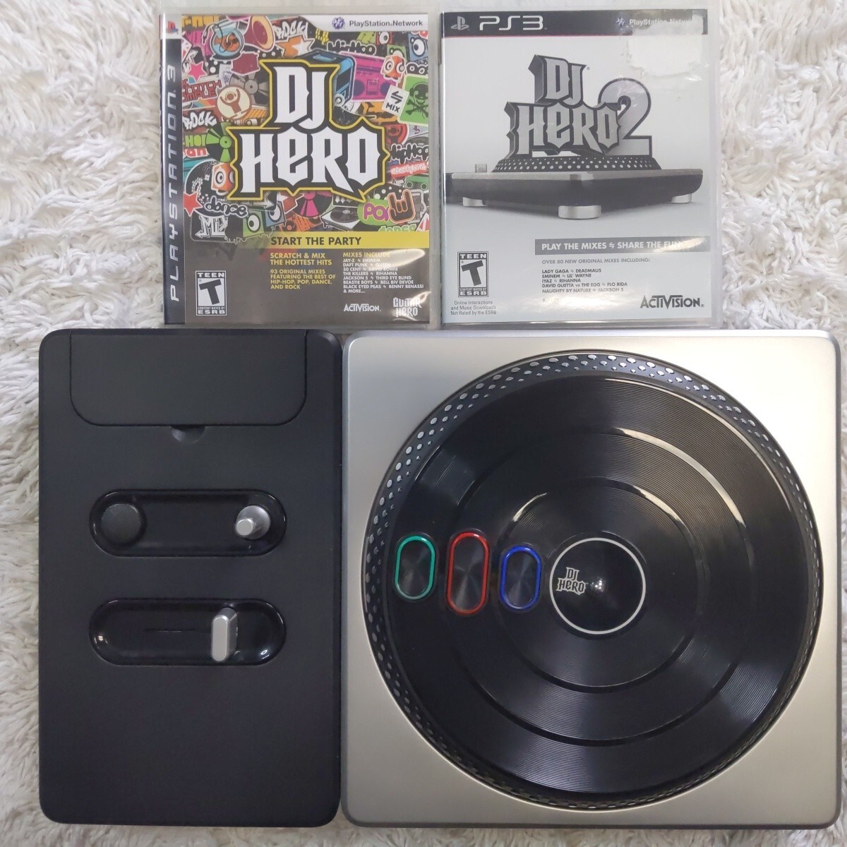 DJ Hero 2 Turntable Bundle (PAL PlayStation 3)
