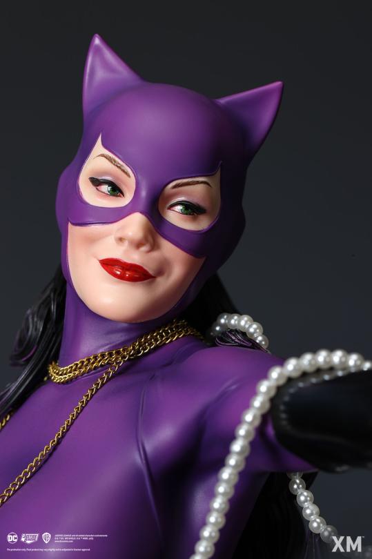 1/4 Scale Dc Catwoman Premium Collectibles Statue XM Studios DAMAGED!!