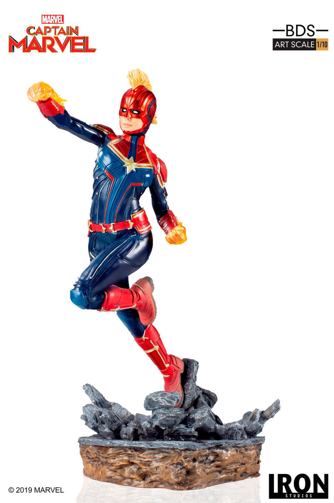 Iron Studios Captain Marvel Comics Avengers 1/10 Art scale Statue Collectable