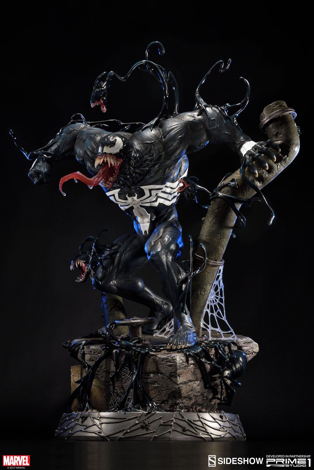 PRIME 1 STUDIO 1/3 SCALE VENOM STATUE