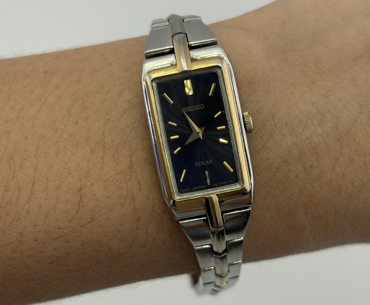 Women’s Seiko Solar Watch (used in excellent condition)